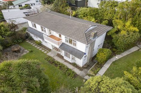 Photo of property in 47 Warwick Street, Wilton, Wellington, 6012