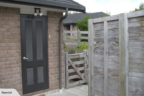 Photo of property in 10 Jade Crescent, Timberlea, Upper Hutt, 5018