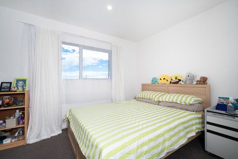 Photo of property in 55 Seymour Road, Sunnyvale, Auckland, 0612