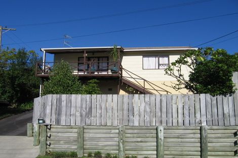 Photo of property in 1/25 Hammond Avenue, Hatfields Beach, Orewa, 0931