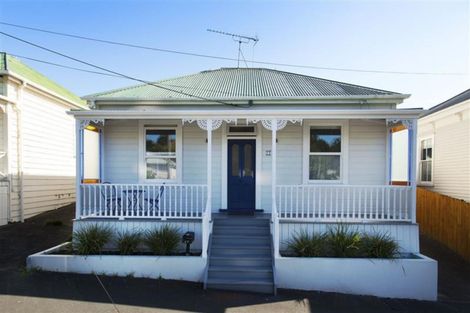 Photo of property in 17 Owens Road, Devonport, Auckland, 0624
