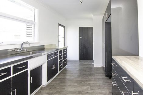 Photo of property in 6 Milton Street, Roslyn, Palmerston North, 4414