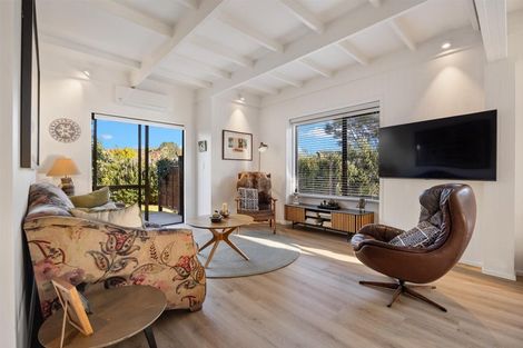 Photo of property in 3 Muriwai Road, Waimauku, 0812