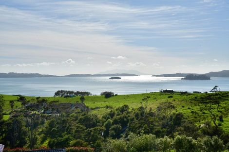 Photo of property in 143 Martins Bay Road, Mahurangi East, Warkworth, 0982