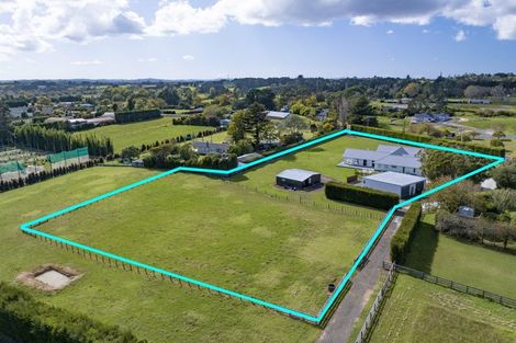 Photo of property in 88 Taupaki Road, Taupaki, Henderson, 0782