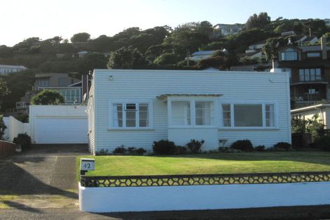 Photo of property in 42 Moana Road, Plimmerton, Porirua, 5026