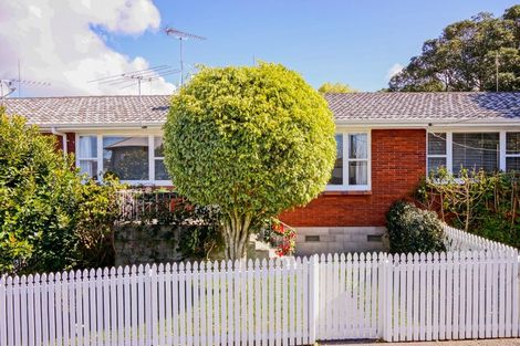 Photo of property in 3/32 Atarangi Road, Greenlane, Auckland, 1051
