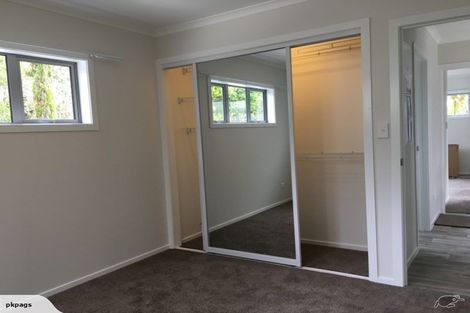 Photo of property in 21 Highland Avenue, Titirangi, Auckland, 0604