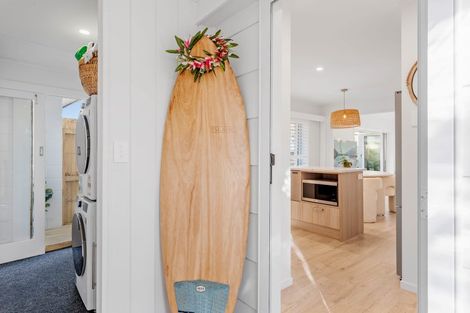 Photo of property in 2/4 Beach Road, Orewa, 0931