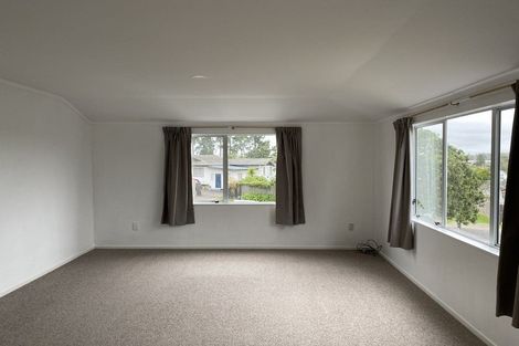 Photo of property in 158 Aviemore Drive, Highland Park, Auckland, 2010