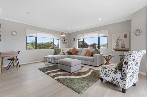 Photo of property in 26a Sunbrae Grove, Mount Maunganui, 3116