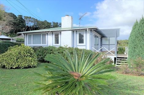 Photo of property in 15 Pikitea Road, Mangere Bridge, Auckland, 2022