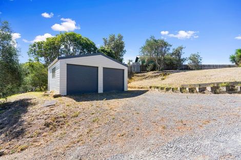 Photo of property in 4 Alan Lindsay Avenue, Waitarere Beach, Levin, 5510