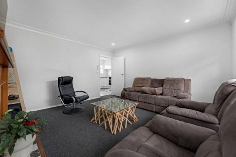Photo of property in 5 Tui Crescent, Manurewa, Auckland, 2102