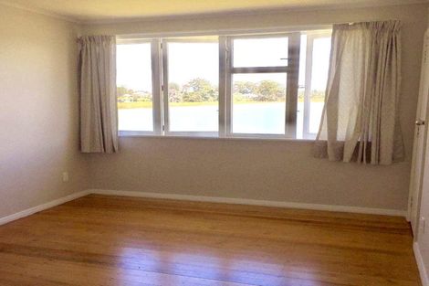 Photo of property in 152 Avondale Road, Avondale, Auckland, 1026