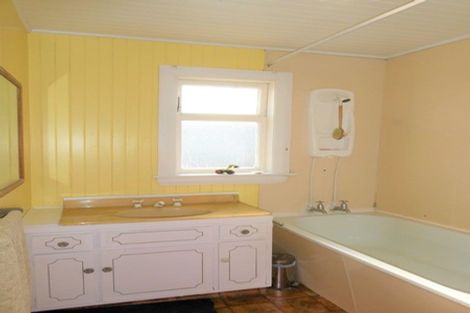 Photo of property in 48 Oxford Street, Taylorville, Greymouth, 7805