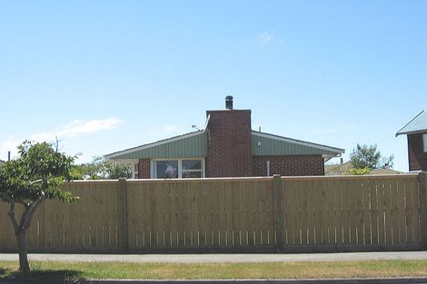 Photo of property in 20 Donnington Street, Parklands, Christchurch, 8083