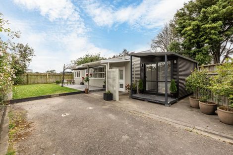 Photo of property in 8d Goddard Lane, Havelock North, 4130