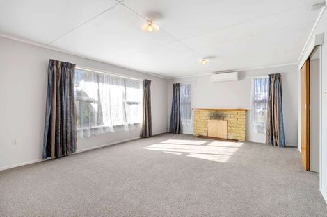 Photo of property in 7 Gloag Street, Waverley, 4510