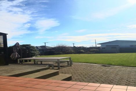 Photo of property in 32 Mary Street, Winton, 9720