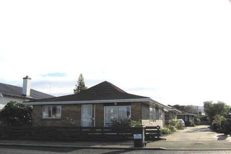 Photo of property in 62c Hargest Crescent, Saint Kilda, Dunedin, 9012