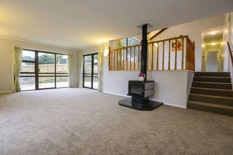 Photo of property in 29 Cairngorm Place, Highland Park, Auckland, 2010