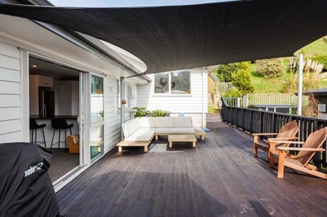 Photo of property in 103 Cashmere Drive, Fitzherbert, Palmerston North, 4410