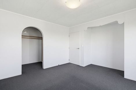 Photo of property in 22 Peter Hall Drive, Kelvin Grove, Palmerston North, 4414