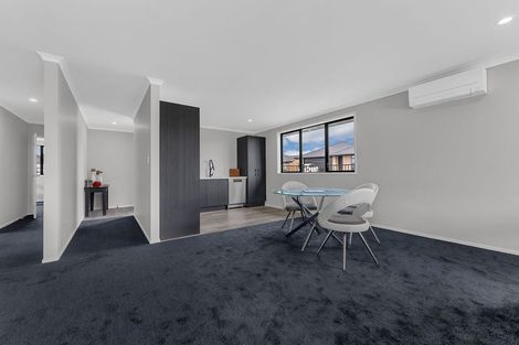 Photo of property in 2 Paapaka Way, Waiuku, 2123