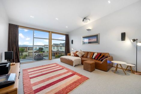 Photo of property in 2 Arakan Way, Khandallah, Wellington, 6035