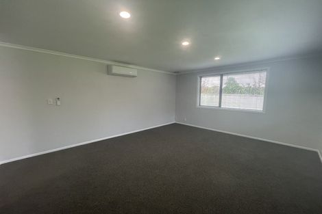 Photo of property in 24 Caltra Place, East Tamaki, Auckland, 2016