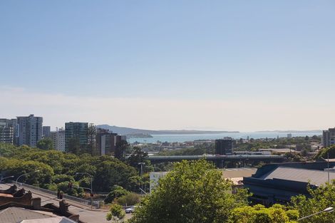 Photo of property in 4/145 Symonds Street, Eden Terrace, Auckland, 1010