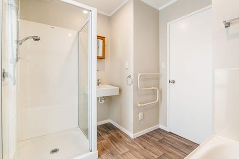 Photo of property in 15 Lowburn Avenue, Waipu, 0510