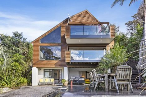 Photo of property in 12 Hibiscus Avenue, Snells Beach, 0920