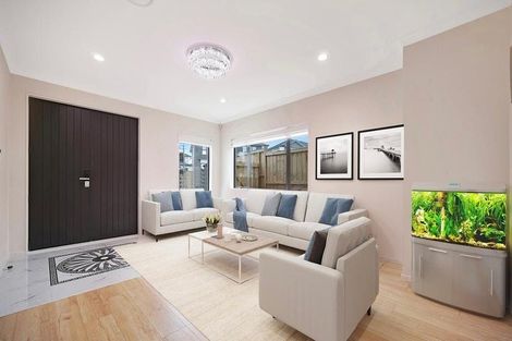 Photo of property in 47 Drumbuoy Drive, Flat Bush, Auckland, 2019