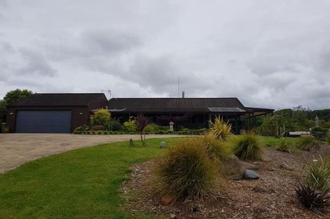 Photo of property in 1475 State Highway 16, Waimauku, 0883