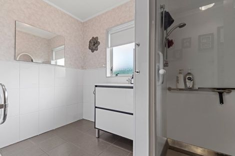 Photo of property in 3 Fairs Road, Milson, Palmerston North, 4414