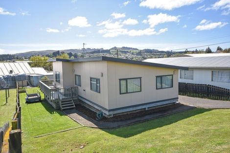 Photo of property in 3 Clariton Avenue, Green Island, Dunedin, 9018