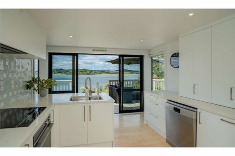 Photo of property in 54 Rangitane Loop Road, Kerikeri, 0294