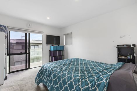 Photo of property in 6/79 Ranfurly Road, Alfriston, Auckland, 2105