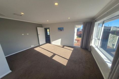 Photo of property in 100 Effingham Street, North New Brighton, Christchurch, 8083