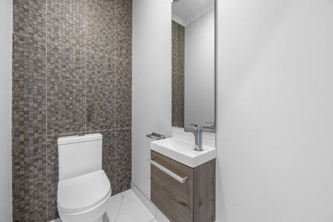 Photo of property in 5 Malbec Place, Huapai, Kumeu, 0810