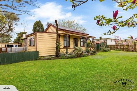 Photo of property in 120 Settlement Road, Papakura, 2110
