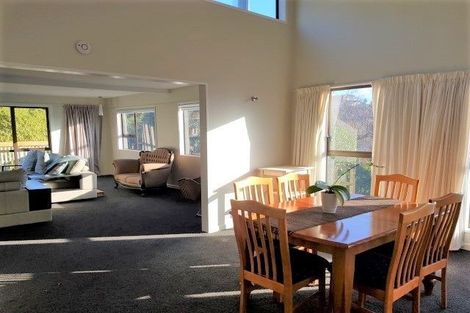 Photo of property in 3 Oak Avenue, Paremata, Porirua, 5024