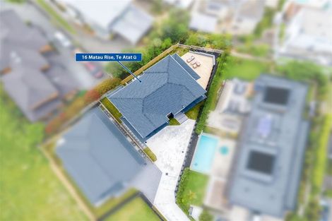 Photo of property in 16 Matau Rise, Te Atatu Peninsula, Auckland, 0610