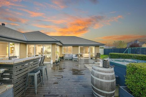 Photo of property in 7 Raymond Place, West Melton, 7618