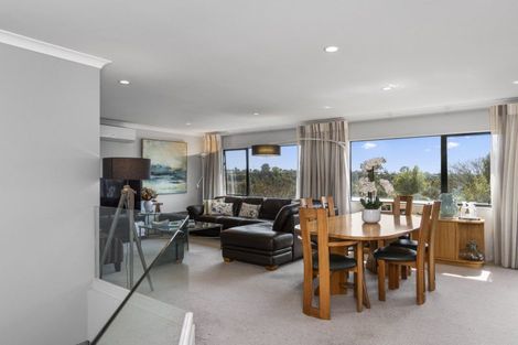 Photo of property in 7a Ridgemount Terrace, Welcome Bay, Tauranga, 3112