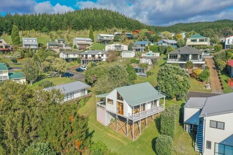 Photo of property in 221 Russell Bruce Place, Onemana, Whangamata, 3691