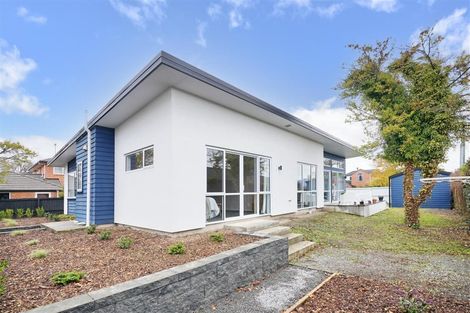 Photo of property in 1/16 Strowan Road, Strowan, Christchurch, 8052