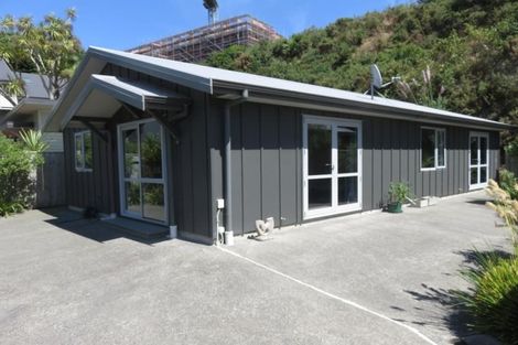 Photo of property in 138 Fraser Avenue, Johnsonville, Wellington, 6037